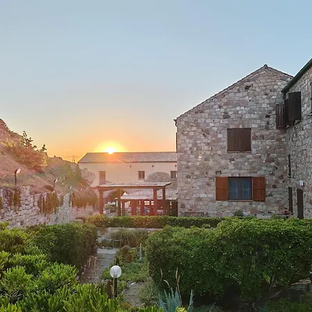 Ferienhaus House By The Sea Gonnesa