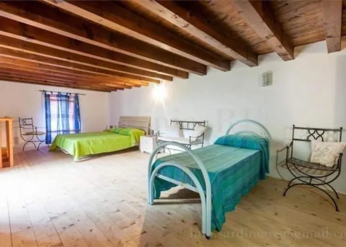 Prázdninový dům House By The Sea *